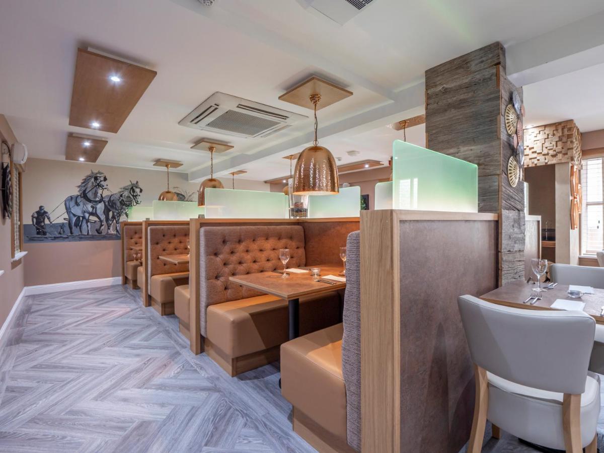 Blackbull Hotel Tarbolton Buitenkant foto
